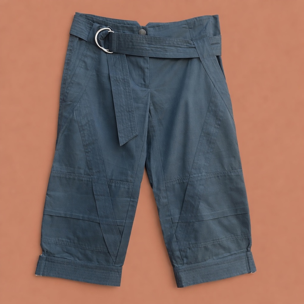 Unique - bebe Navy Cropped Cargo Pants w/Belt - Size 4